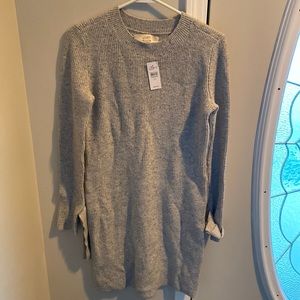 Brand new womens loft size xs.